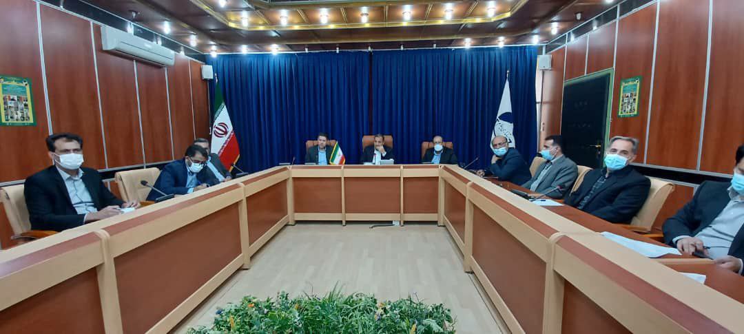 ۷۰ درصد مصوبات ستاد تسهیل و رفع موانع تولید ایلام تاکنون عملیاتی شده است