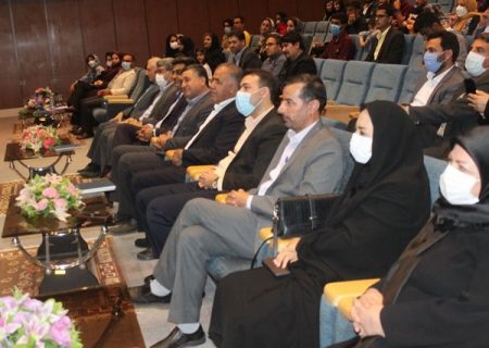 فردوسی با نوشتن کتاب شاهنامه، قدرت ایران را به رخ جهانیان کشید   