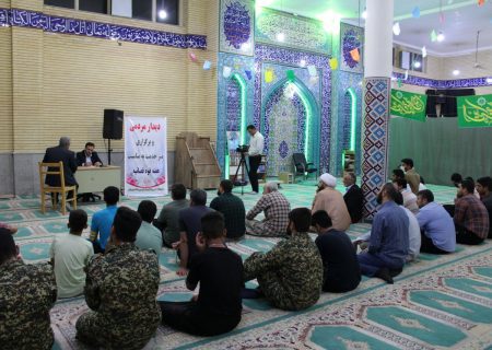 میز خدمت دادستانی استان ایلام در روستای بانقلان برگزار شد   