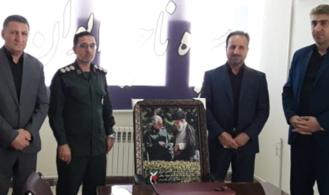 مدیرکل بنیاد شهید و امور ایثارگران استان ایلام با فرماندار و فرمانده سپاه ناحیه ایوان دیدار کرد   