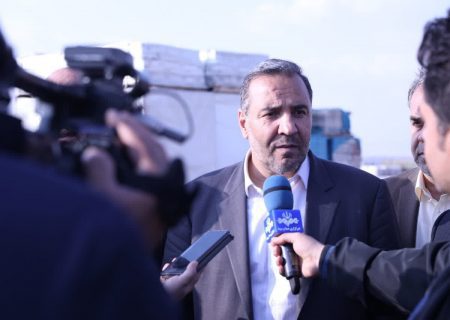 گمرک مهران ساماندهی شد/ سال ۱۴۰۱ رکورد صادرات در تمام ادوار فعالیت گمرگ مهران شکسته شد