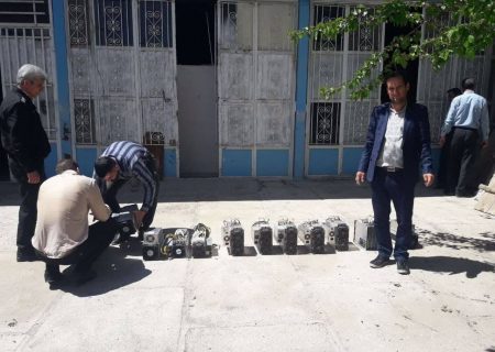 کشف ۱۲ دستگاه ماینر در یک تعمیرگاه متروکه