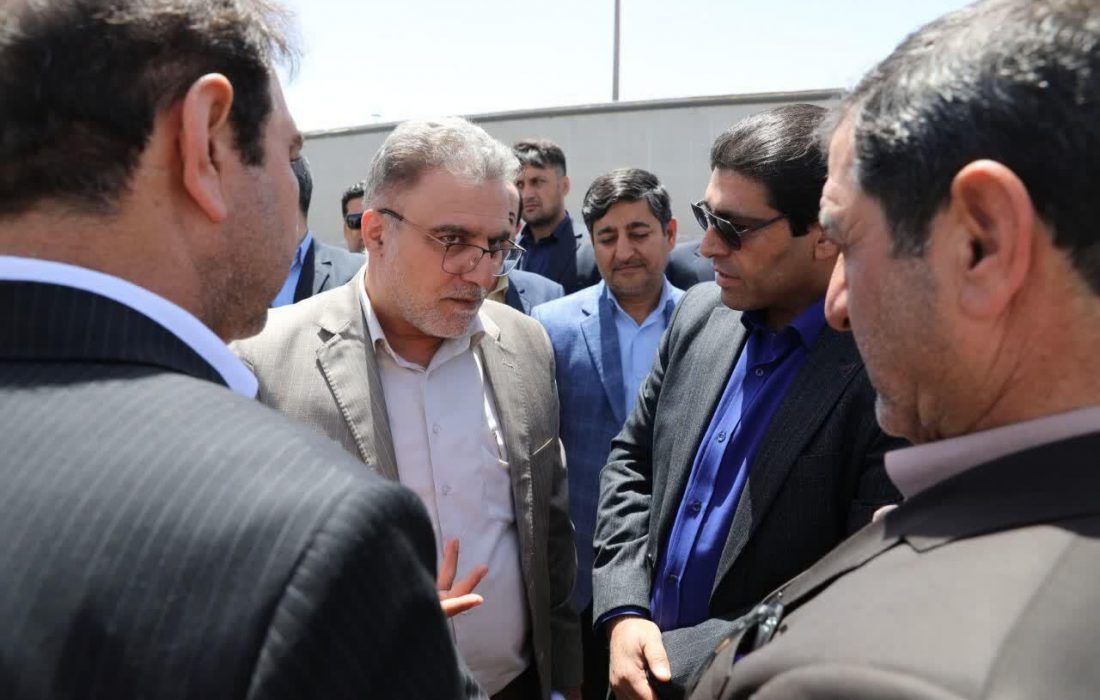 تقویت بازارچه های مرزی و ایجاد شهرک های صنعتی مشترک در مرزها، از راه حل های مهم برای تامین معیشت مرز نشینان است