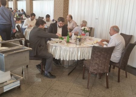 موسوی سزاوار بی خبری نیست