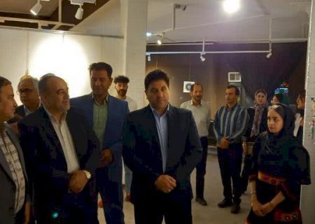 نمایشگاه آثار هنری دکوراتیو صنایع‌دستی در ایلام افتتاح شد