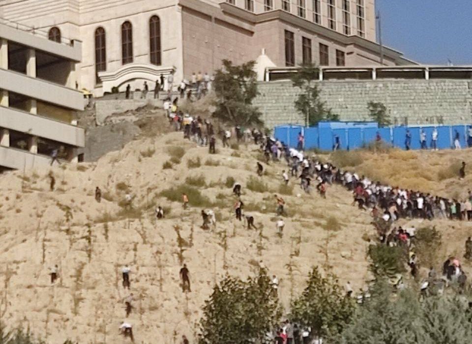 به بهانه کوهپیمایی ایرانی ها برای دیدن رونالدو
