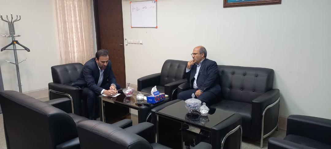 در راستای پیگیری مطالبات کارکنان قرار دادی  منابع طبیعی ایلام