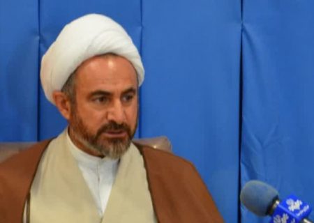 مسئولی که رسانه را محدود کند مستبد است