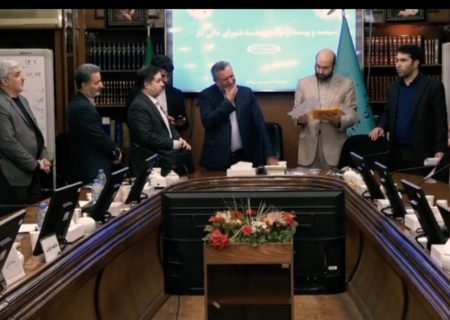 ریش گرو گذاشتن وزیر برای کارگران