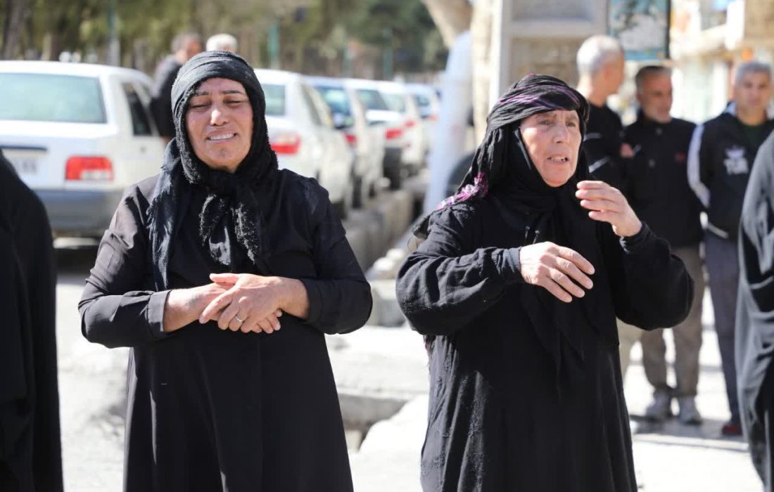پیکر ۶ شهید ایلامی تشییع شد